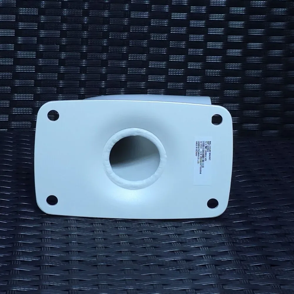 New Hanwha Vision SBP-300WM Wall Mount Adaptor Gooseneck Mount Open Box